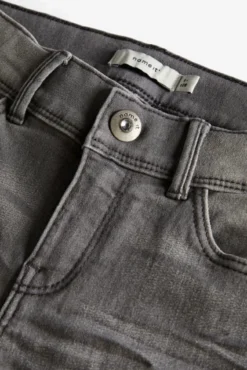 Pantalón vaquero de niña