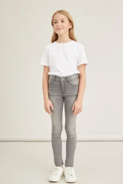 Pantalón vaquero de niña