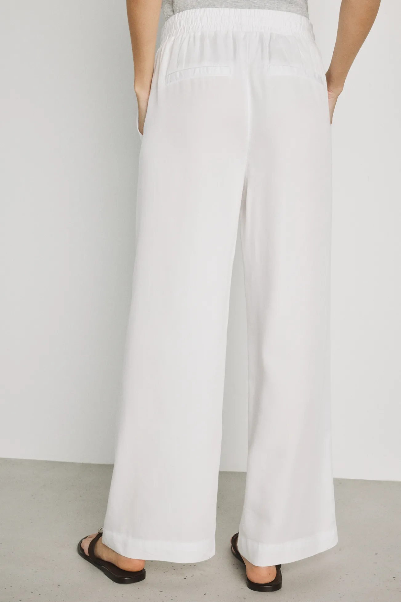 Pantalón vaquero ligero