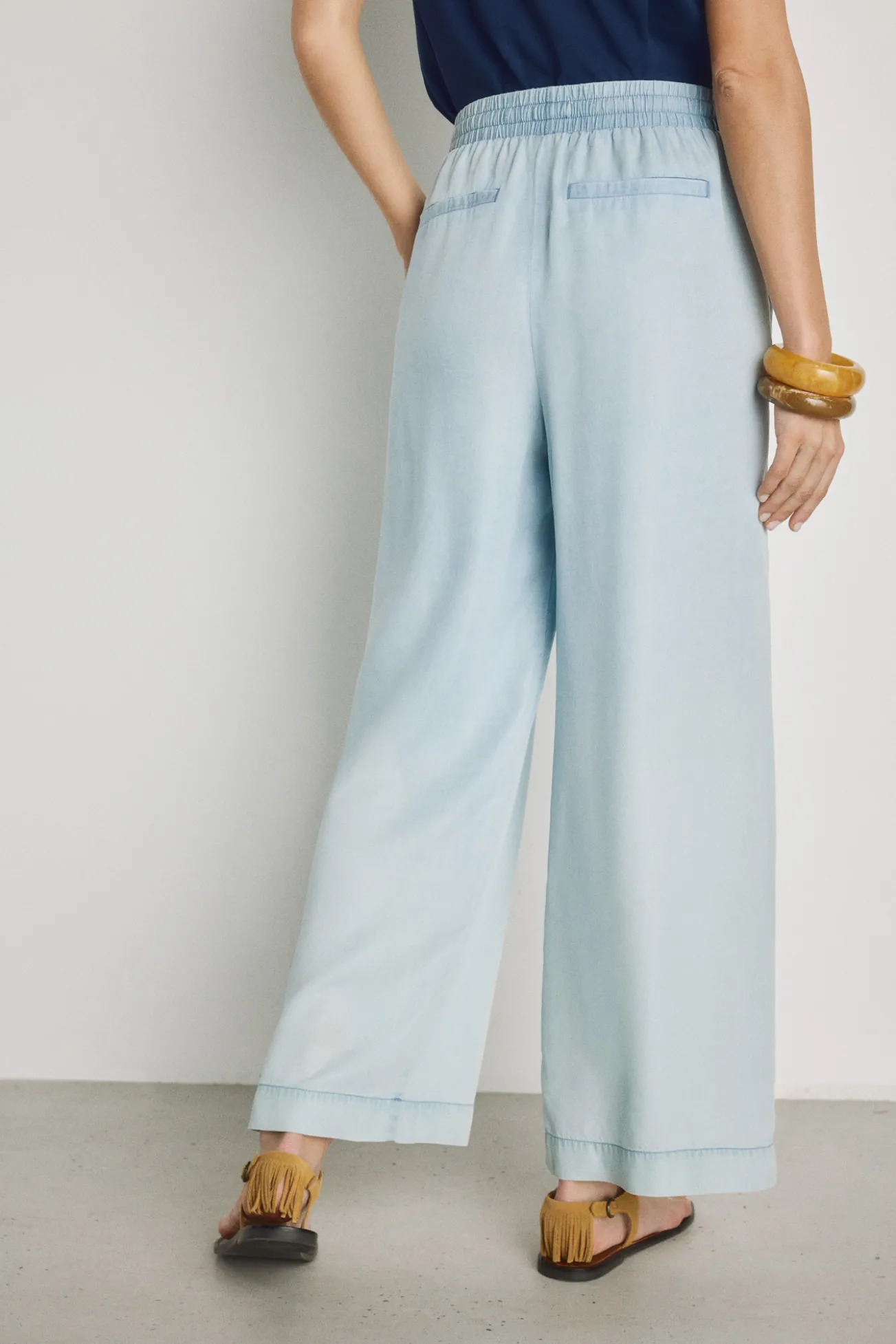 Pantalón vaquero ligero