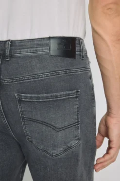Pantalón vaquero regular fit