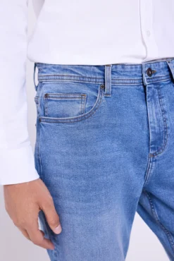 Pantalón Vaquero Regular Fit