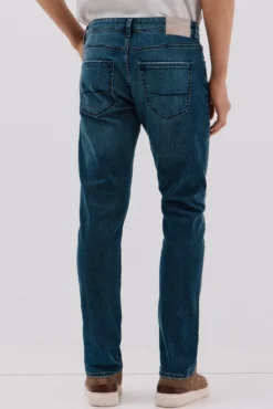Pantalón vaquero slim fit