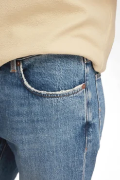 Pantalón vaquero Slim Fit confeccionado con algodón orgánico