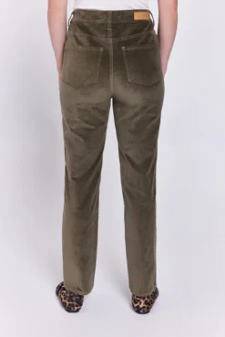 Pantalón velvetón 5 bolsillos