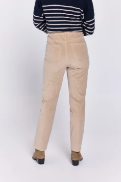 Pantalón velvetón 5 bolsillos