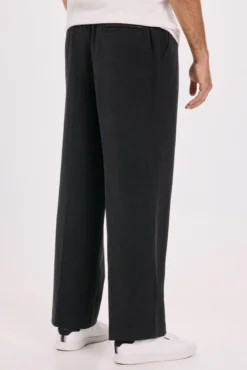 Pantalón wide fit pinzas