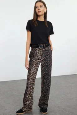 Pantalones animal print