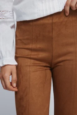 Pantalones antelina