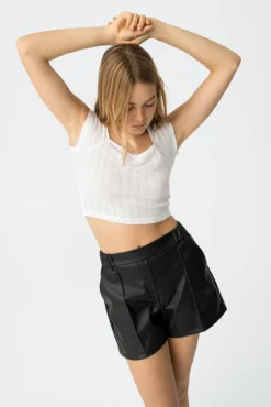 Pantalones cortos efecto piel