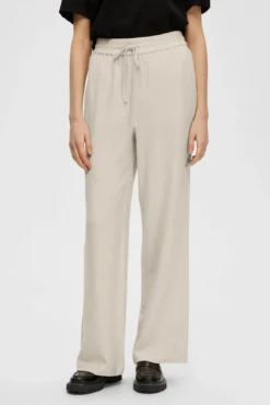 Pantalones de lino Regular Fit.