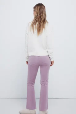 Pantalones pana kick flare