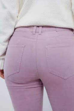 Pantalones pana kick flare