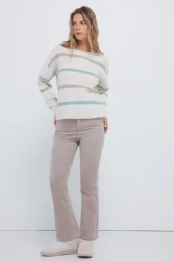 Pantalones pana kick flare