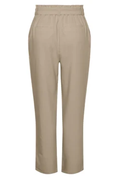 Pantalon recto de cintura alta
