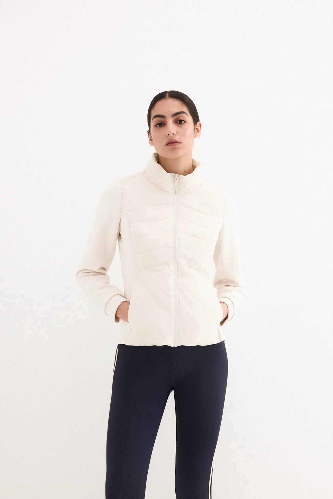 Parka combinada entallada