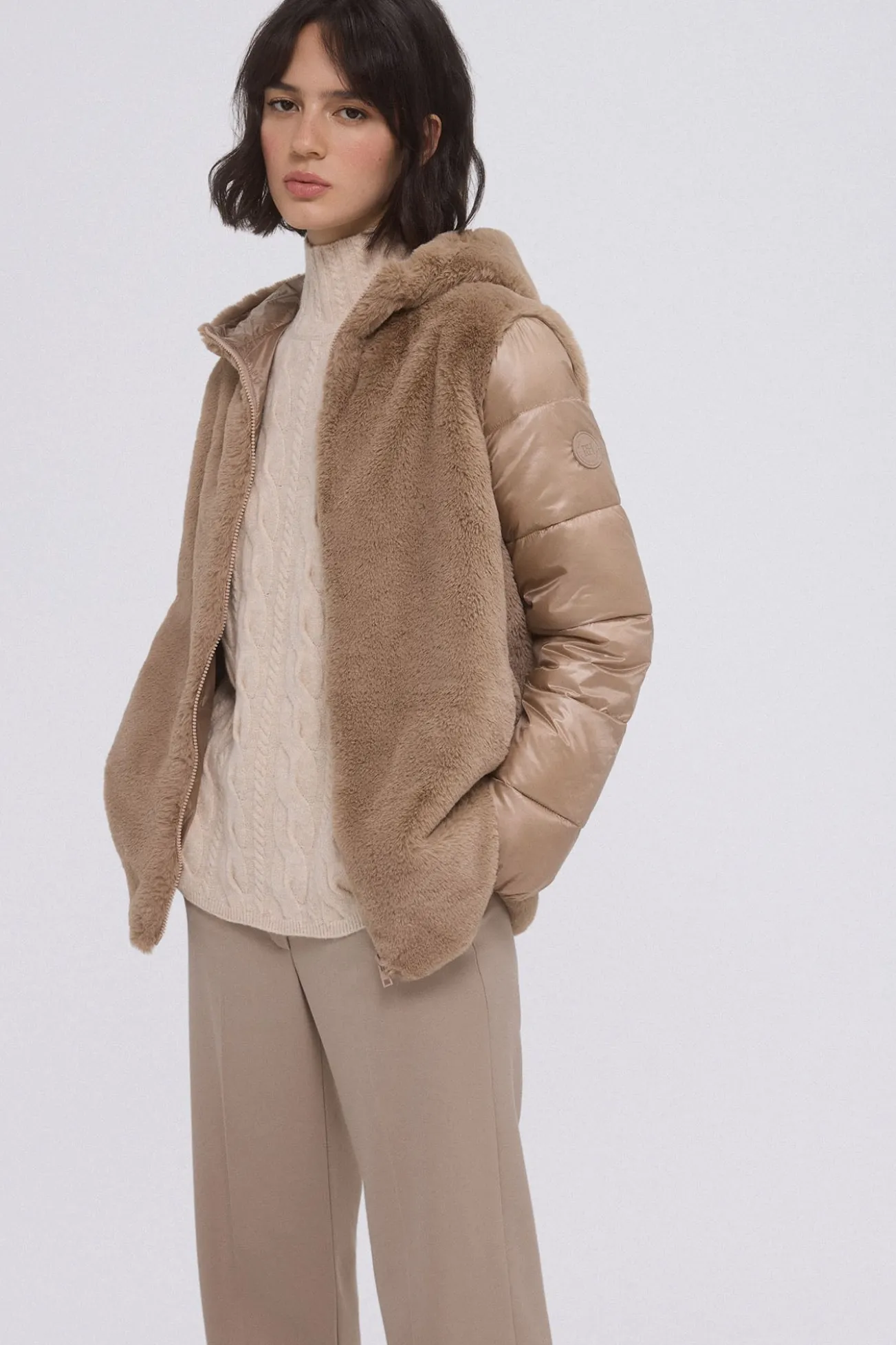 Parka combinada pelo