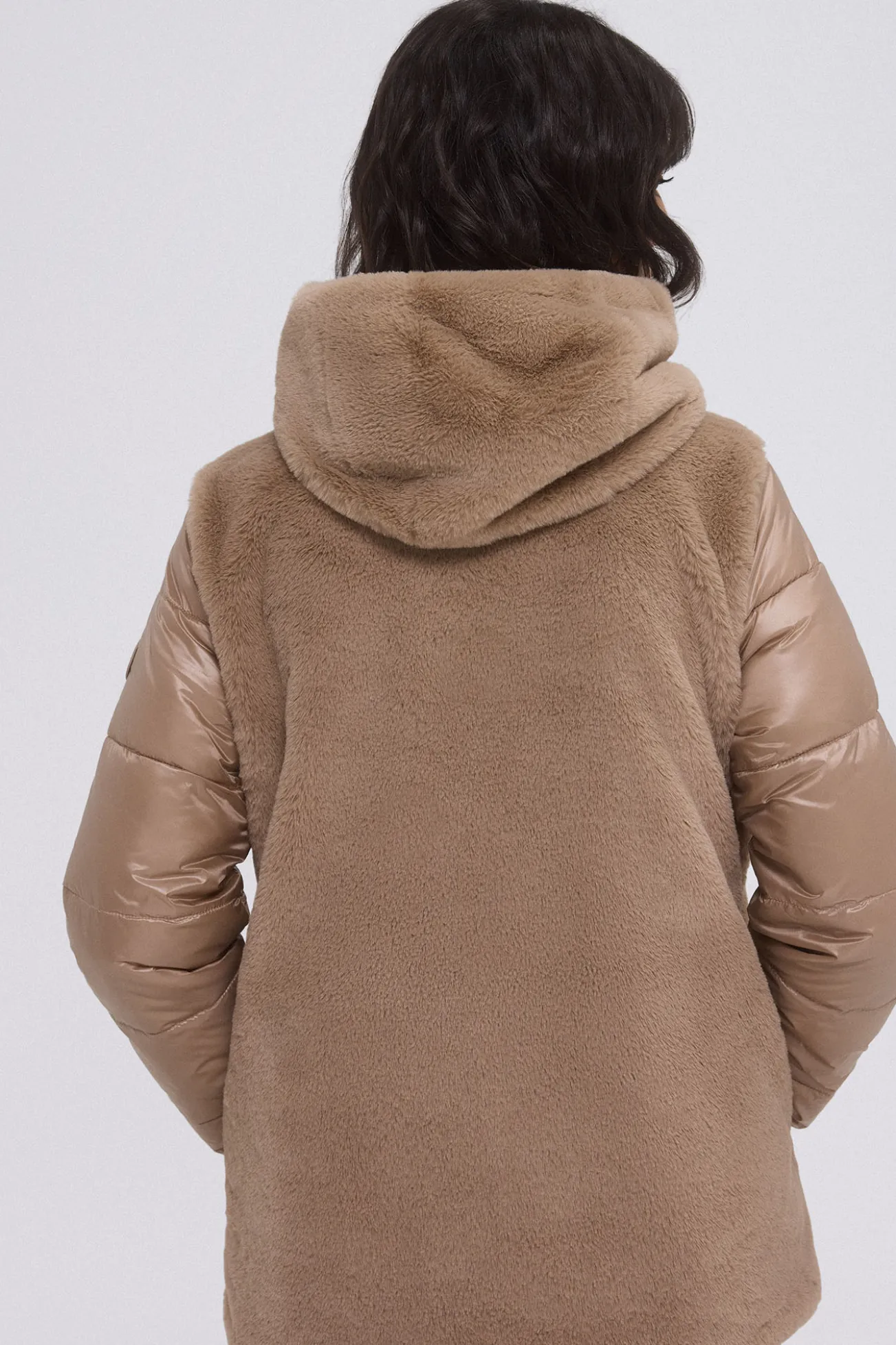 Parka combinada pelo
