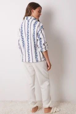 Pijama largo polar flores