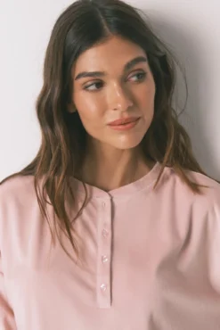 Pijama largo polar suave cenefas rosa