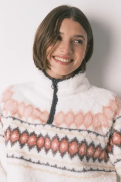 Pijama largo polar suave estampado fair isle