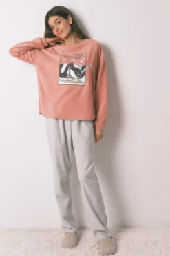 Pijama largo polar suave rosa y gris Pingu