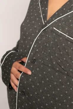 Pijama Premamá Con estampado corbatero