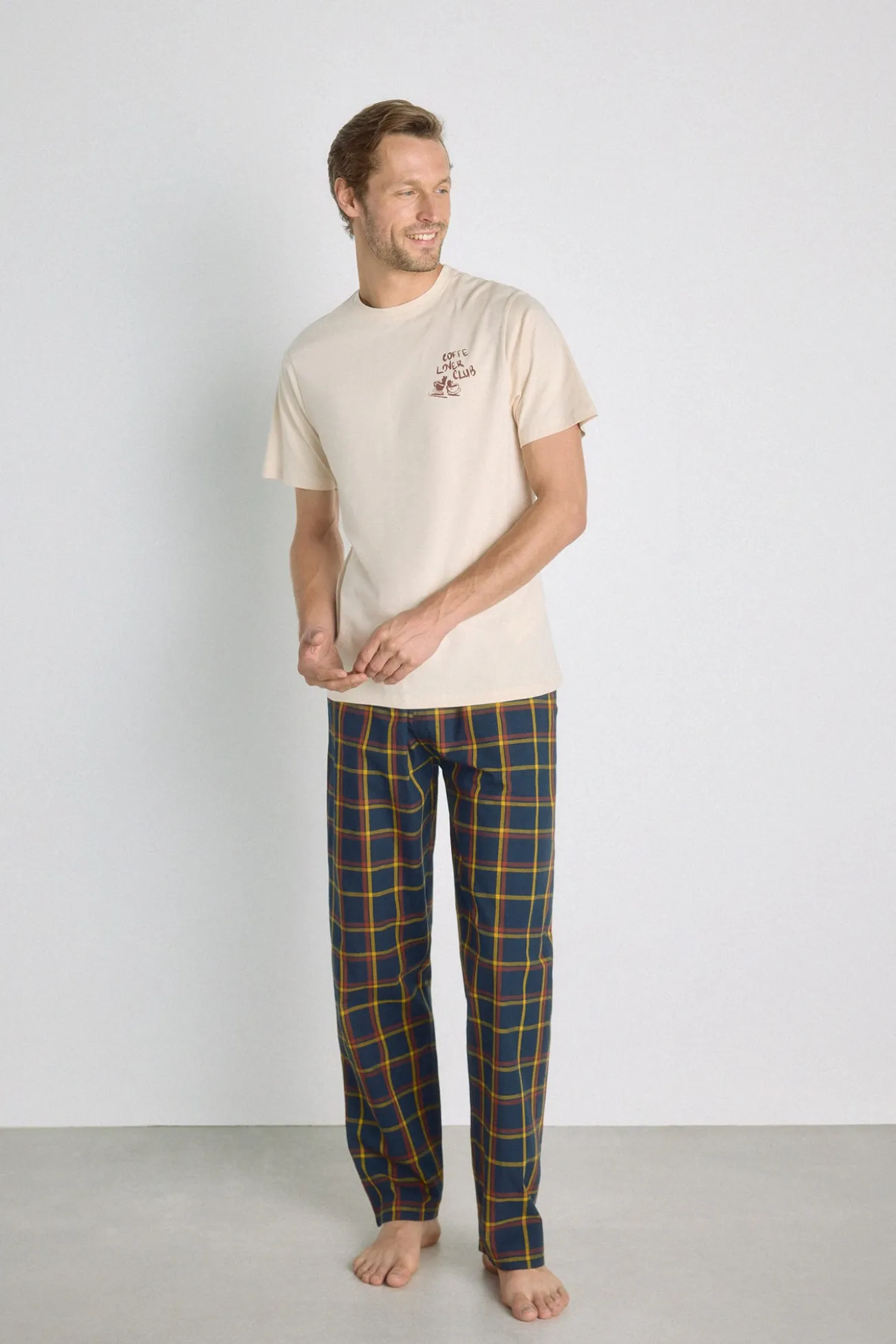 Pijama punto y tela