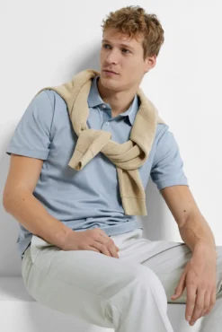 Polo de manga corta confeccionado con algodón orgánico