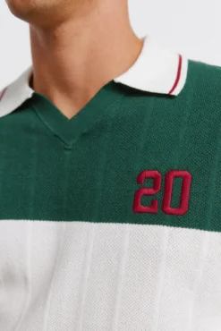 Polo deportivo contraste