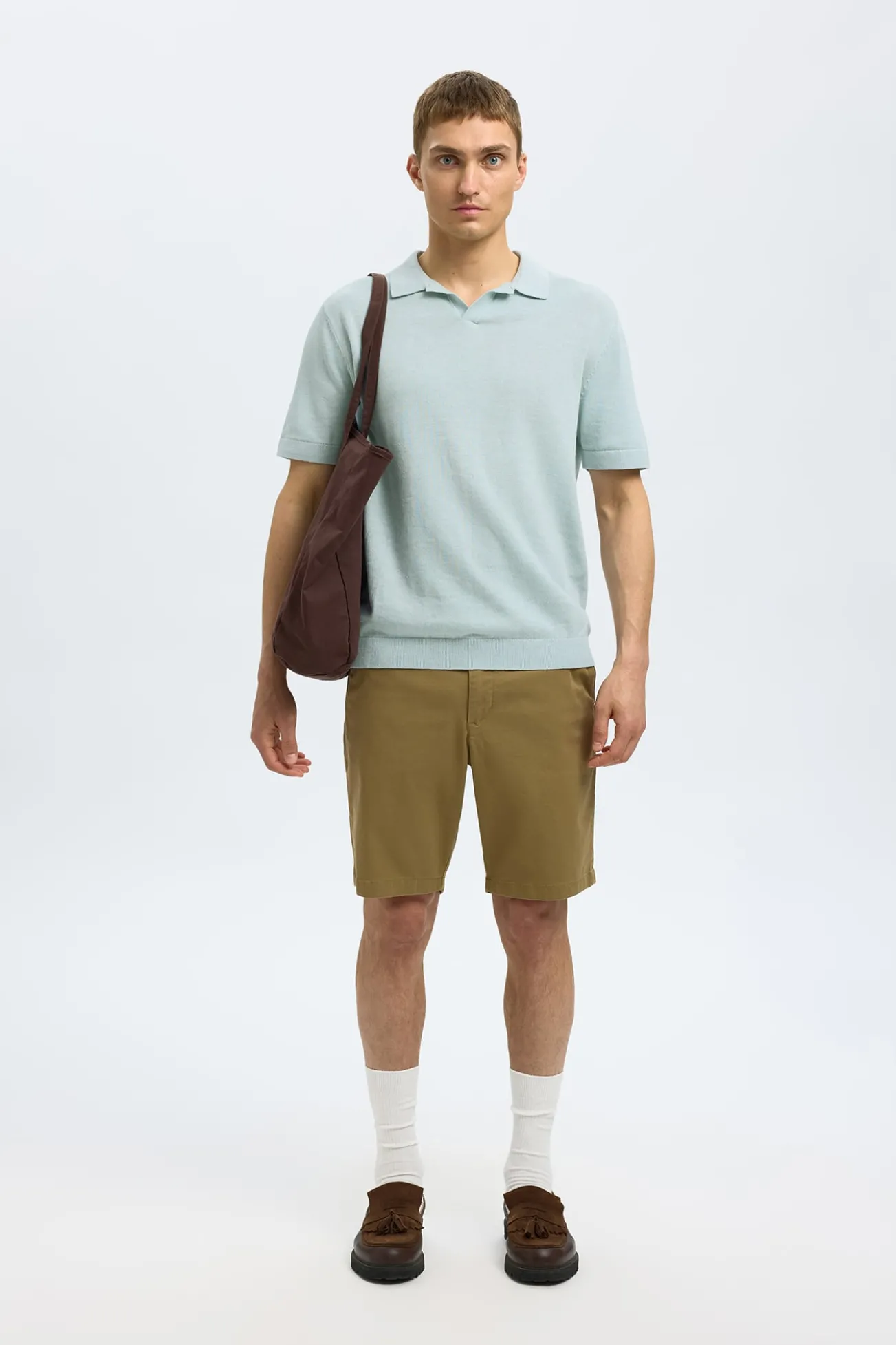 Polo de punto con cuello abierto