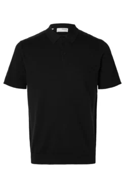 Polo de punto de manga corta.