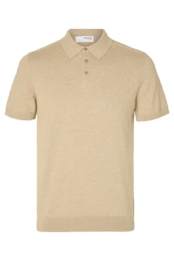Polo de punto de manga corta.