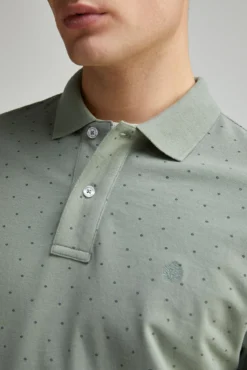 Polo piqué estampado all over regular fit