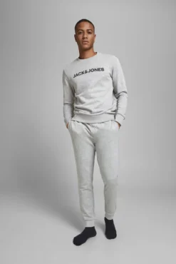 Set camiseta y pantalón