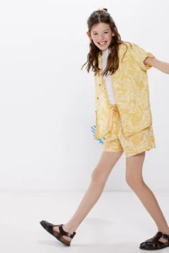 Short lino niña