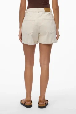 Shorts denim con dobladillo