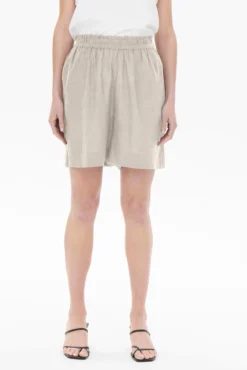Shorts fluidos de lino