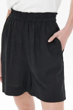 Shorts fluidos de lino