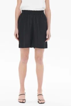 Shorts fluidos de lino