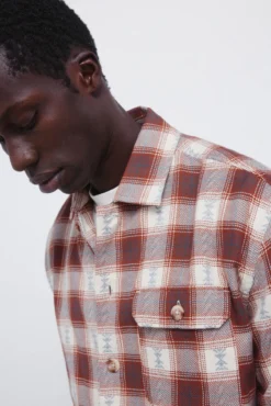 Sobrecamisa cuadros étnicos overshirt