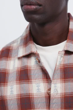 Sobrecamisa cuadros étnicos overshirt
