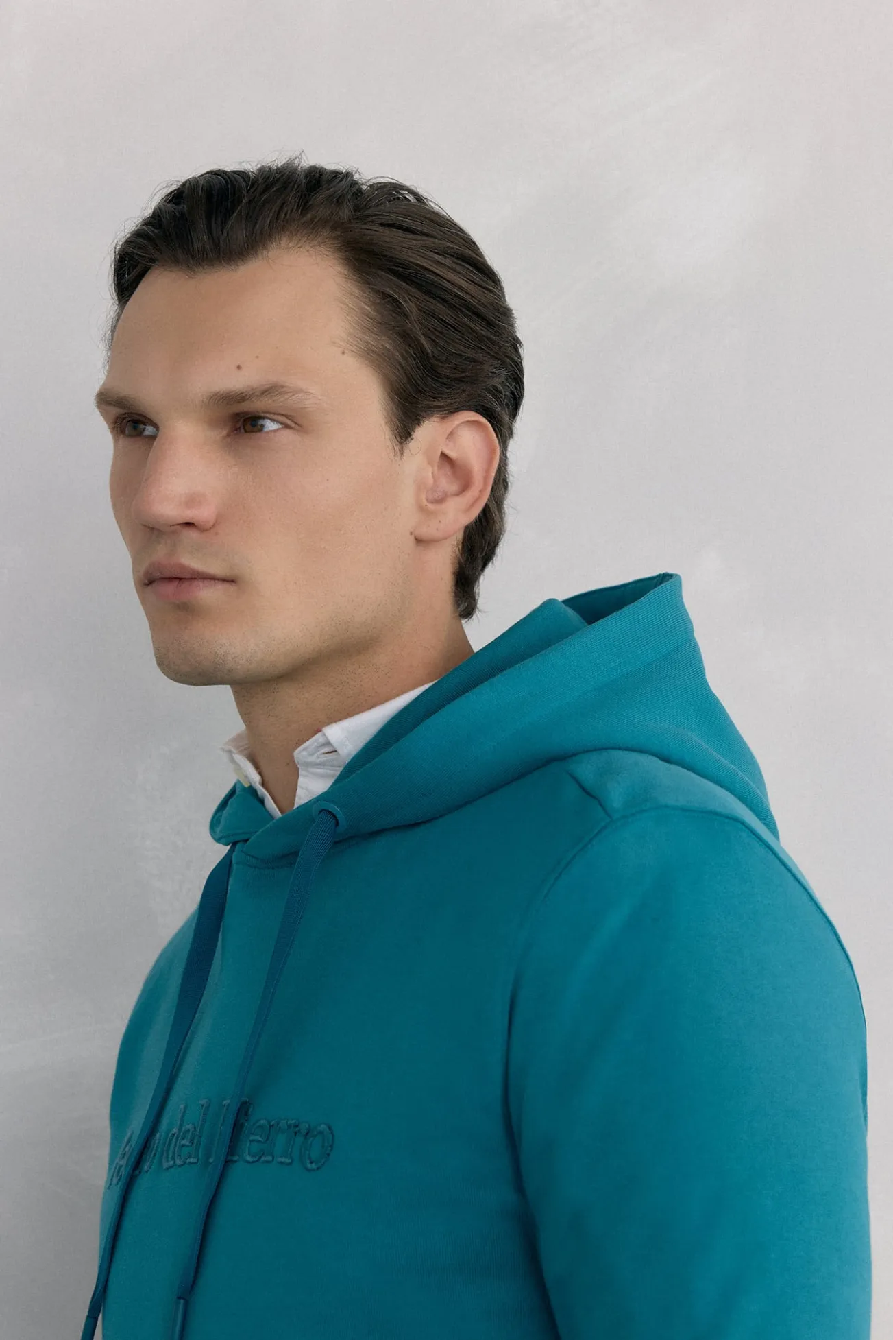 Sudadera capucha con logo