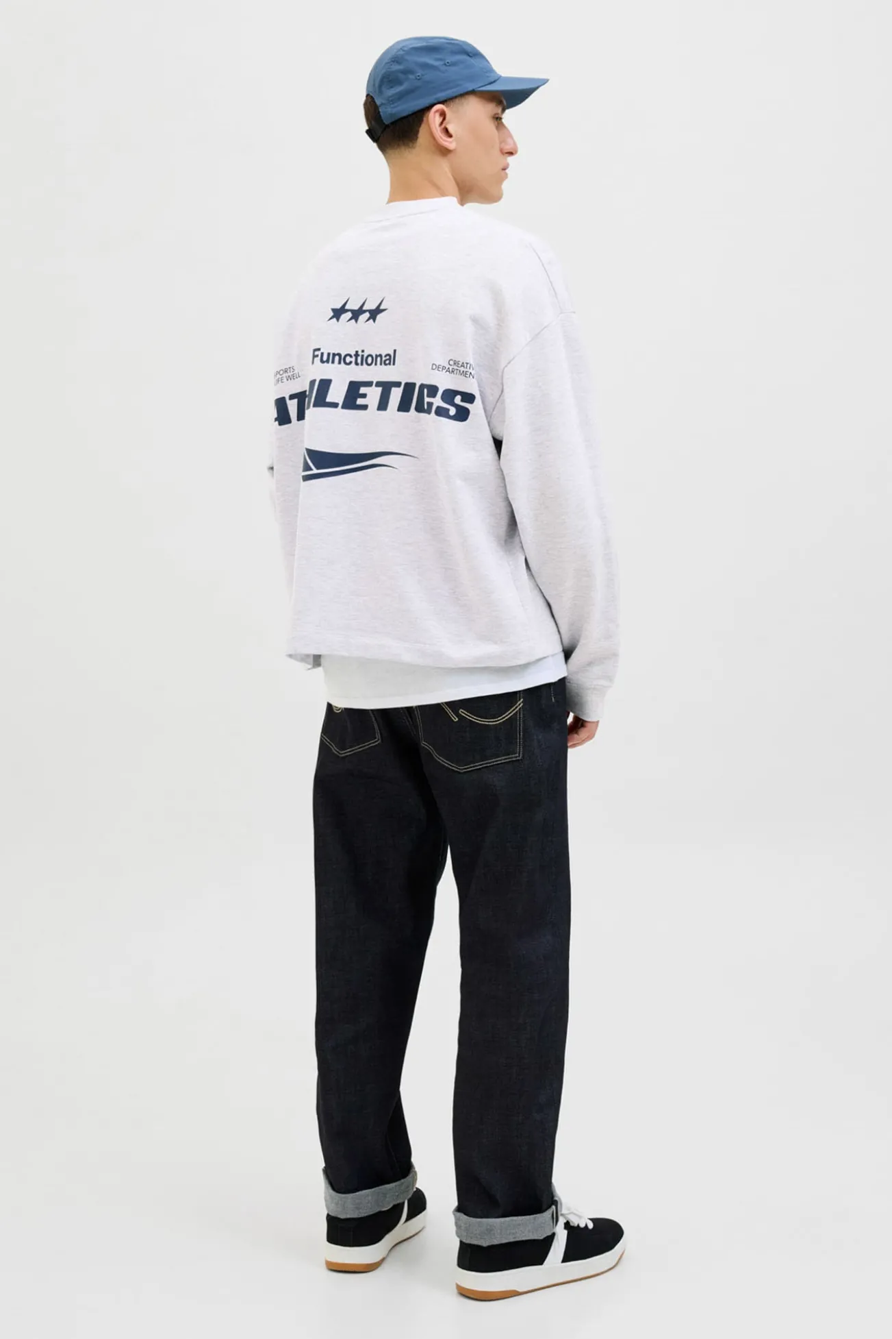 Sudadera cropped athletic essentials