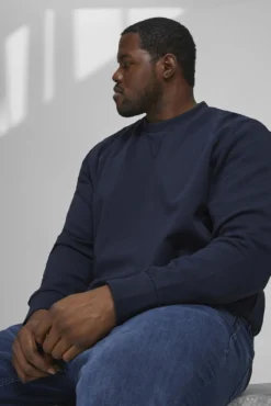 Sudadera cuello redondo básica PLUS