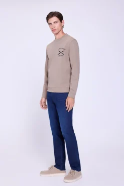 Sudadera Logo Cuello Caja