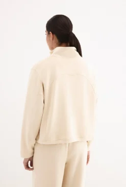Sudadera soft touch con cuello