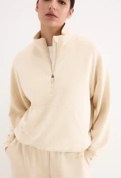 Sudadera soft touch con cuello