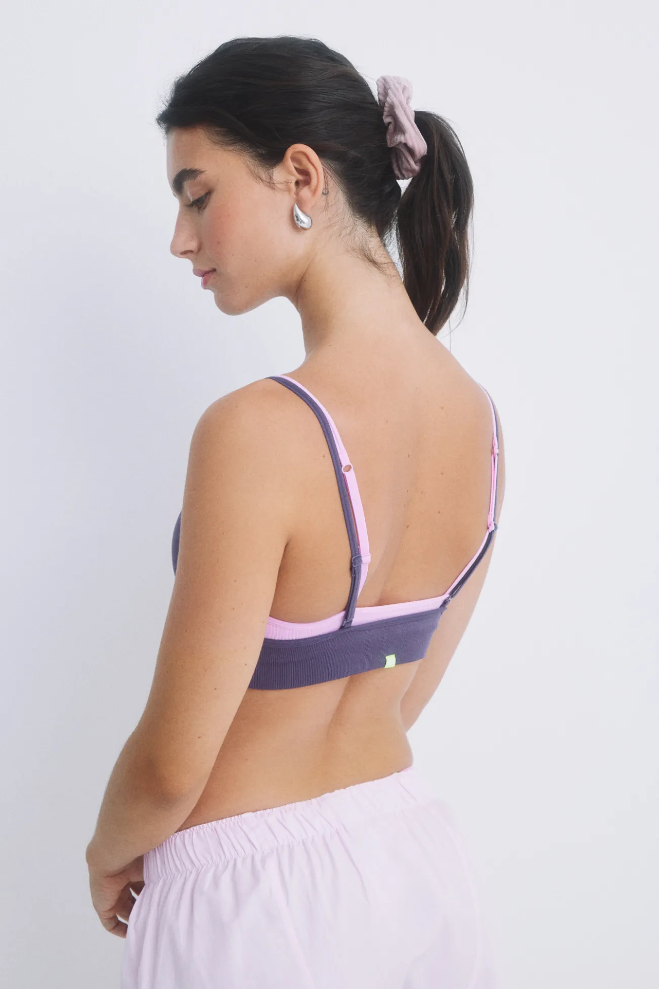 Sujetador crop seamless morado