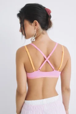 Sujetador triangular mesh rosa